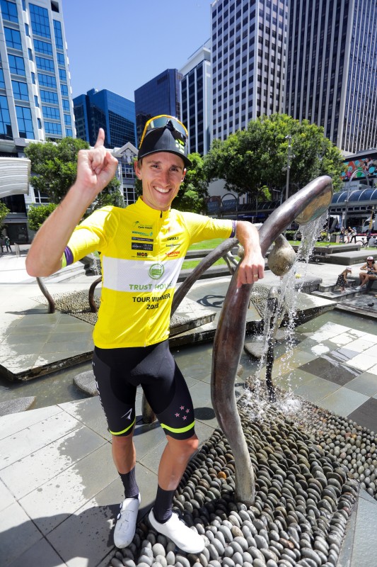 2023 NZ Cycle Classic Winner James Oram credit Dave Lintott v2