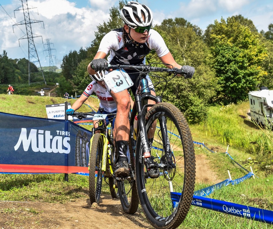 MAXWELL MAKES SOLID START AT WORLDS