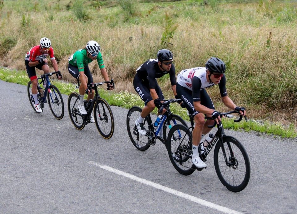 NZCC 2023 stage 3 breakaway group credit Dave Lintott v2