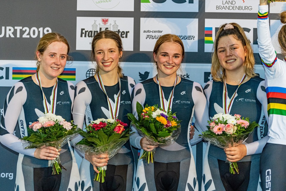 KIWI TEAM PURSUIT RIDERS SETTLE FOR SILVER IN REMARKABLE FINAL