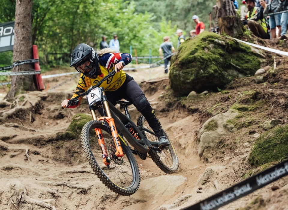 Downhill riders hot sale